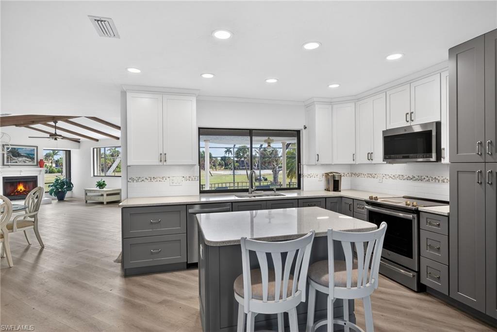 1312 Par View DR