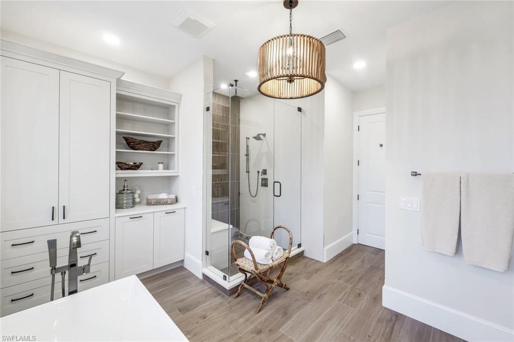 2106 Modena CT photo 27