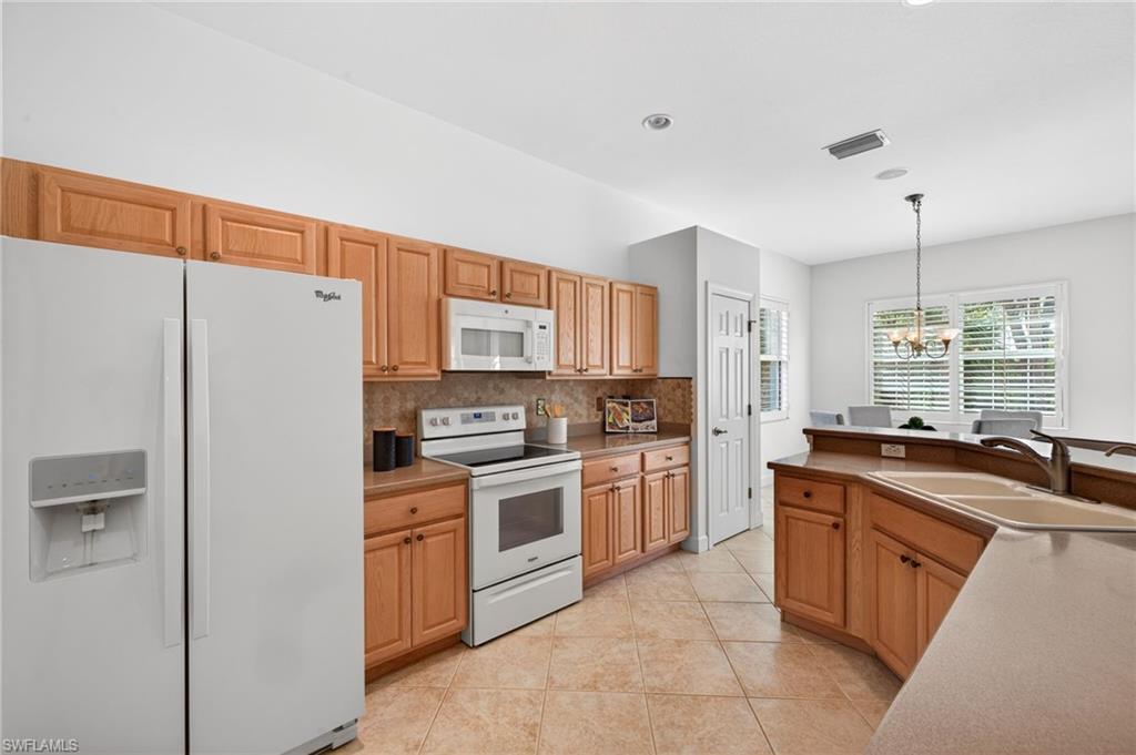 8923 Dartmoor WAY