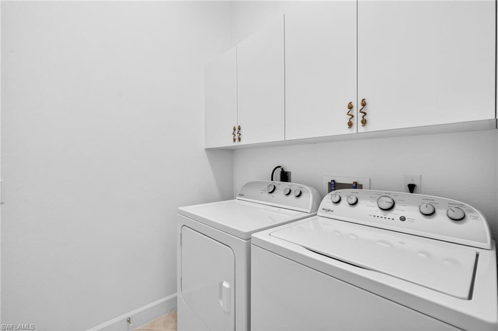 8923 Dartmoor WAY photo 24