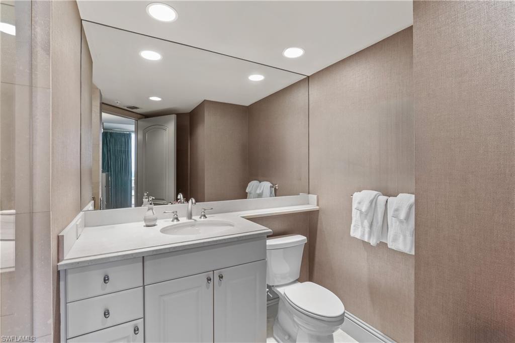 guest bath 4