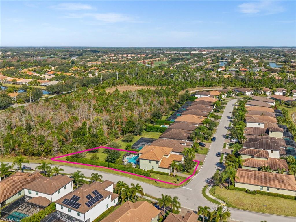Aerial perspective with property boundaries highlighted
