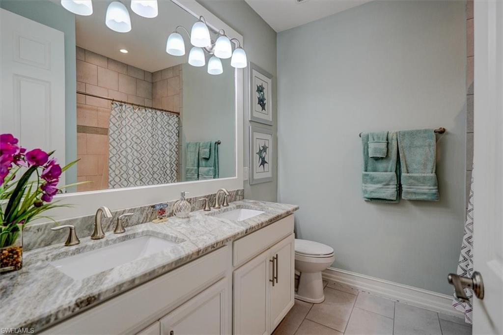 8327 Estero BLVD photo 28