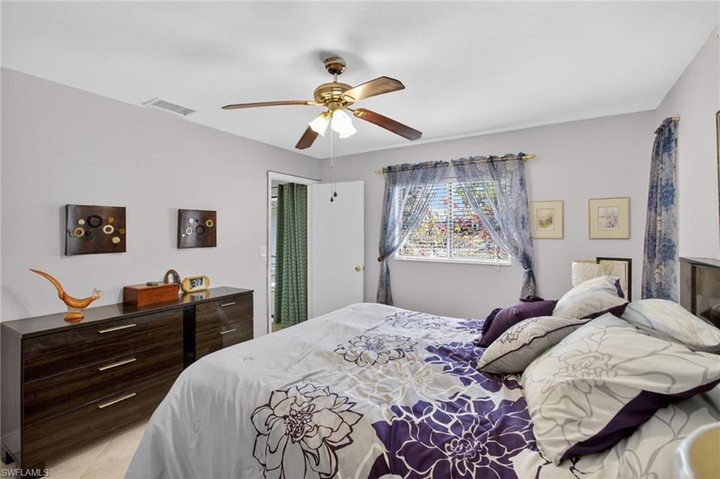 Bedroom with a ceiling fan