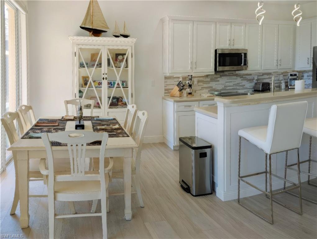Breakfast Area with a healthy amount of sunlight