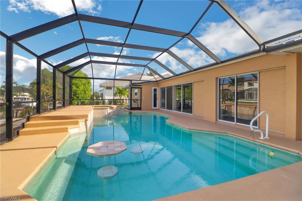 562 Goldcoast CT photo 20