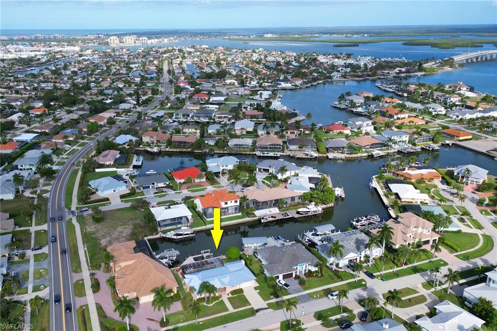 562 Goldcoast CT photo 25