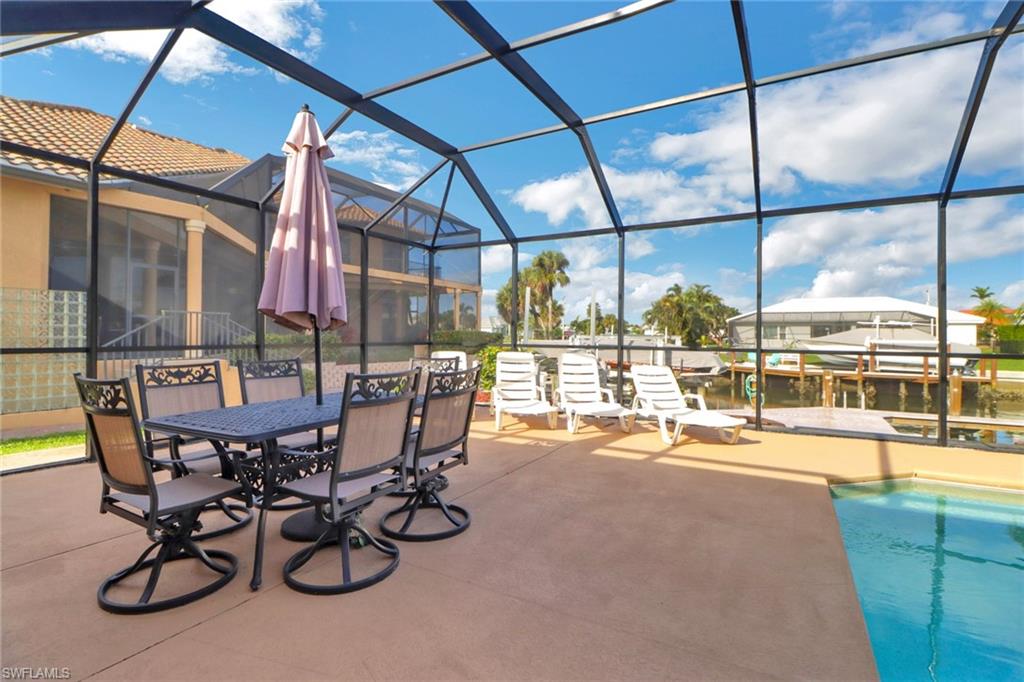 562 Goldcoast CT photo 21