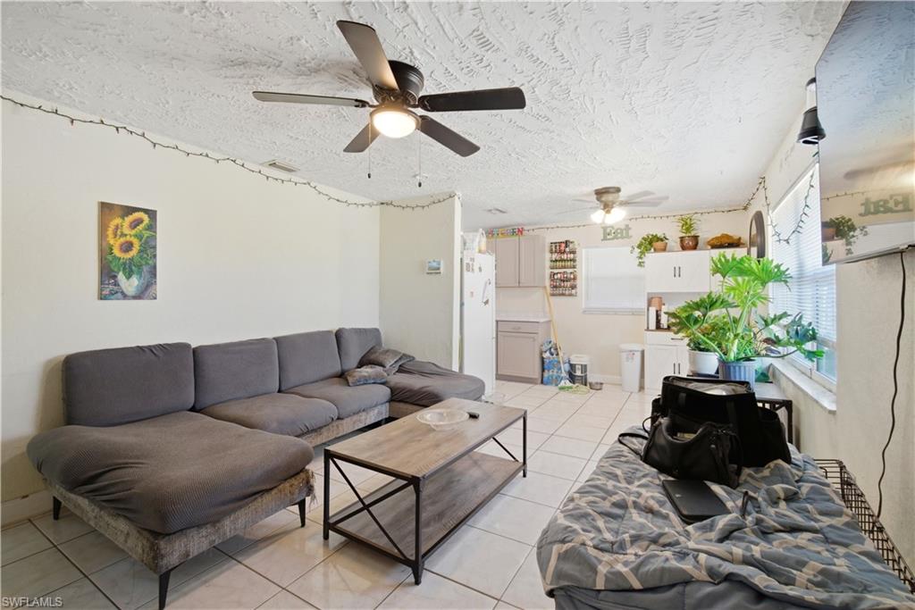 3807 Highland AVE