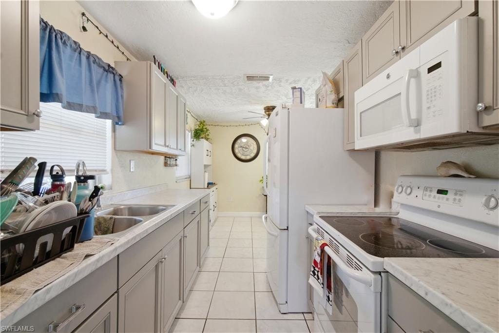 3807 Highland AVE photo 6