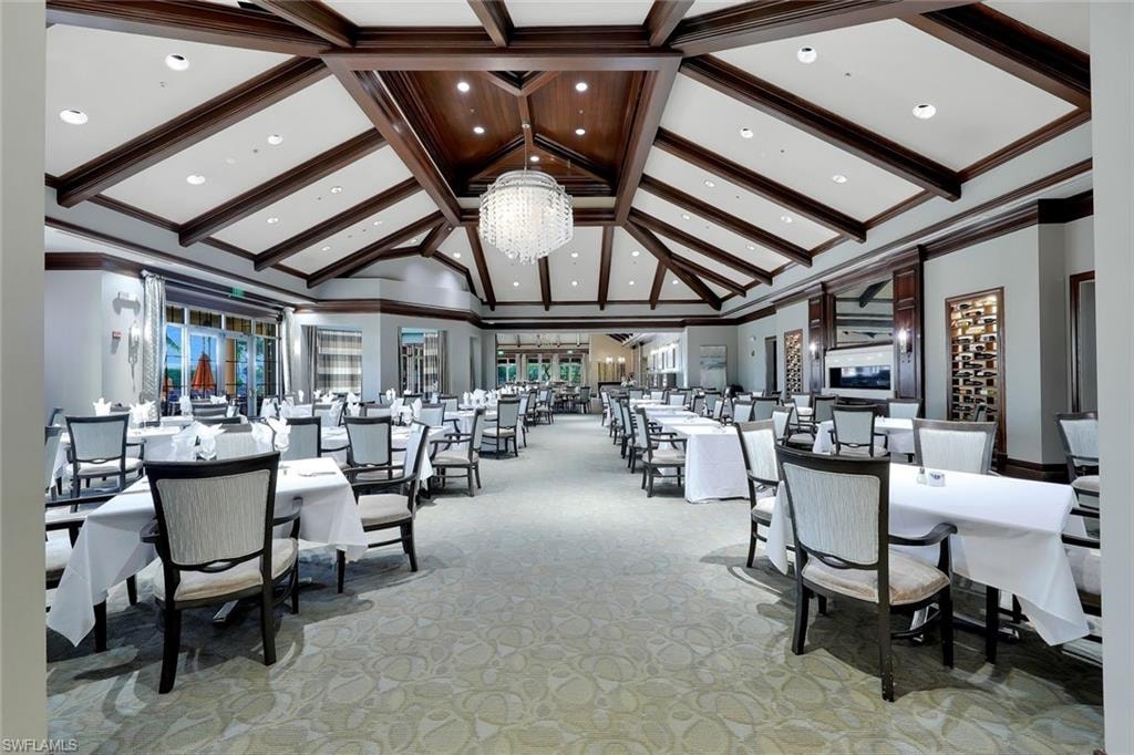 Main dining in Players Club