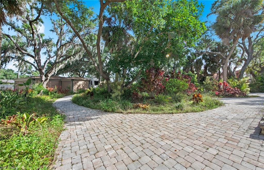 13782 River Forest DR photo 11