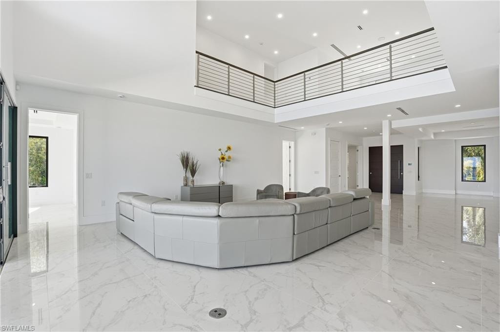 Living Area and Entry