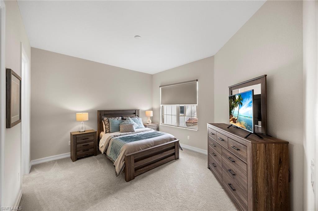7825 Hawthorne DR 2103 photo 23