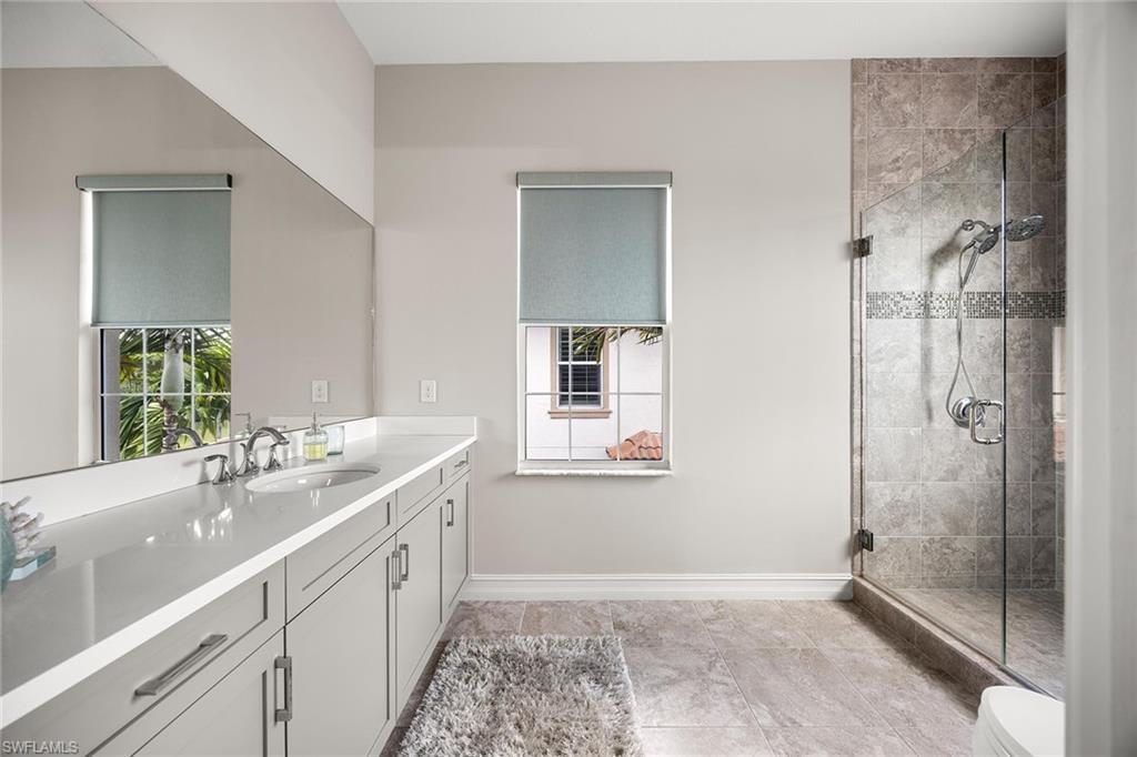 7825 Hawthorne DR 2103 photo 27