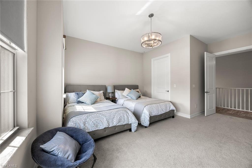 7825 Hawthorne DR 2103 photo 25