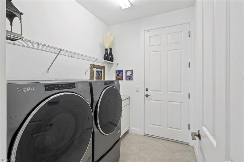 5862 Champion LN photo 30