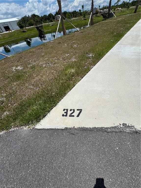 327 Sovereign ST