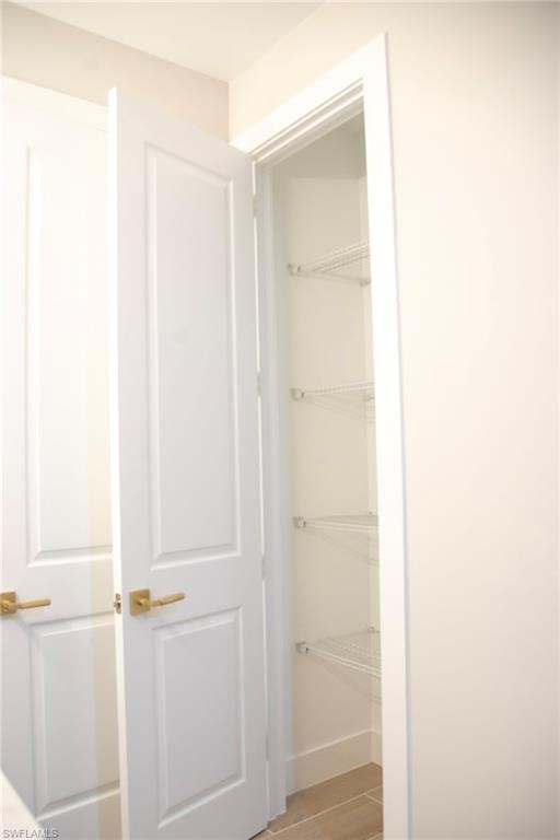 1015 Agnes AVE photo 13
