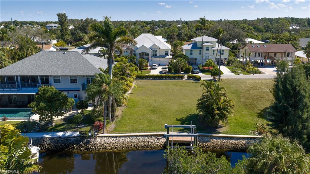 Offers rip rap seawall with a newly replaced bulkhead!