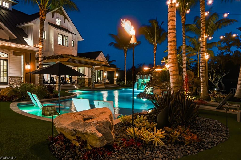 325 Cocohatchee BLVD photo 36