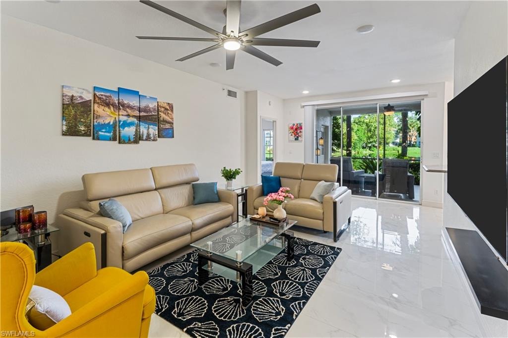 1190 Egrets Walk CIR 103