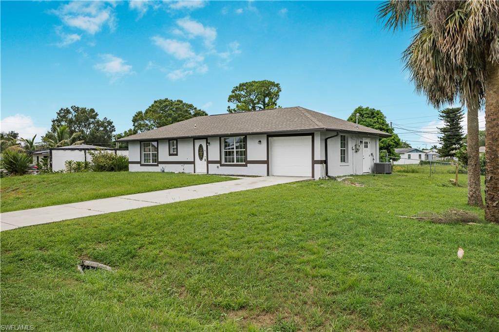 803 Monroe DR