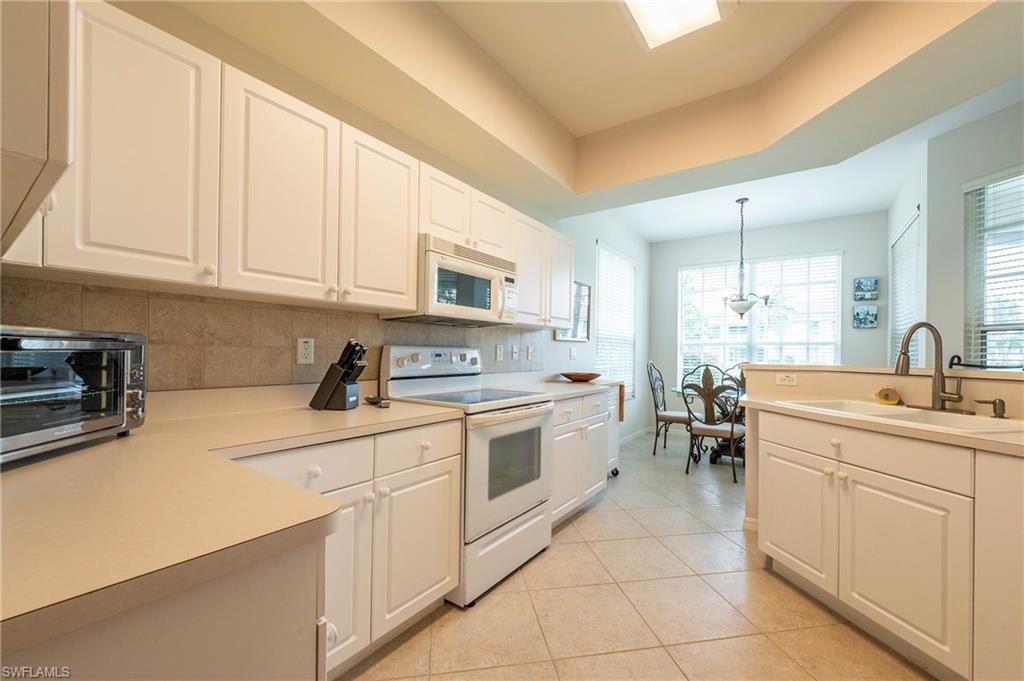 15150 Royal Windsor LN 1403 photo 11