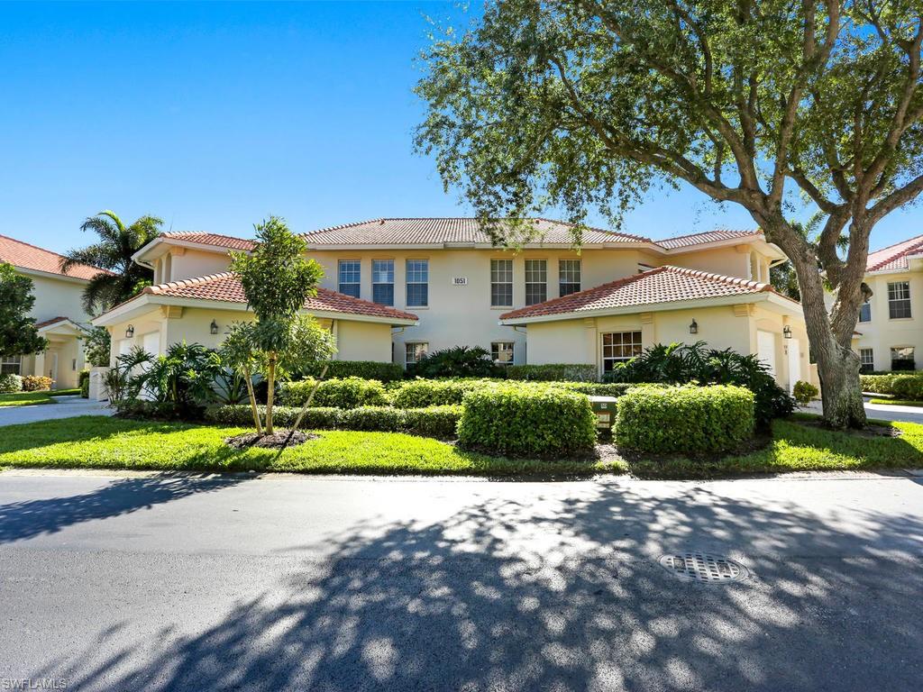 1051 Egrets Walk CIR 7-201