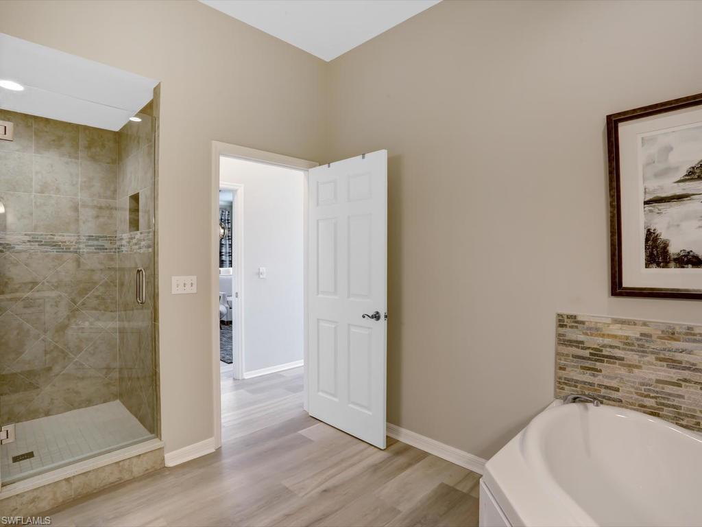 1051 Egrets Walk CIR 7-201 photo 20