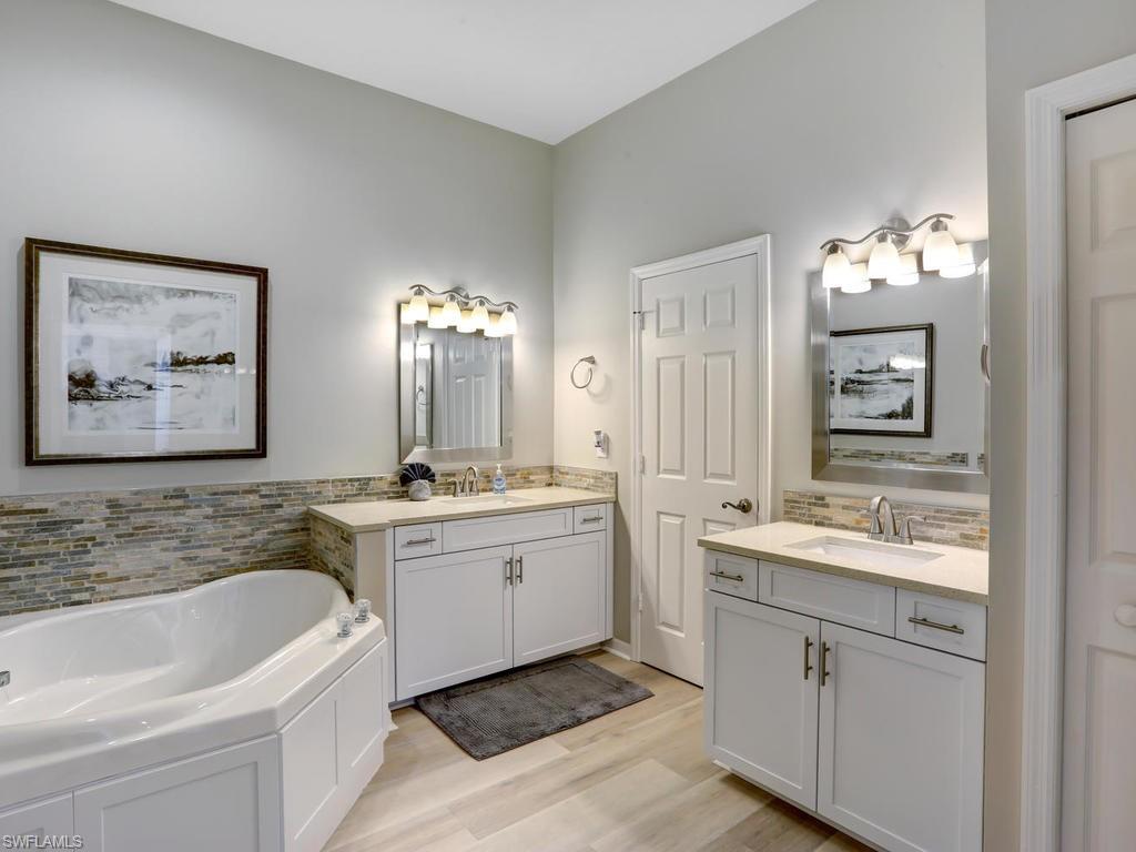 1051 Egrets Walk CIR 7-201 photo 18
