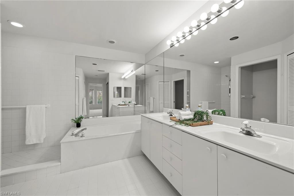8291 Grand Palm DR 2 photo 32