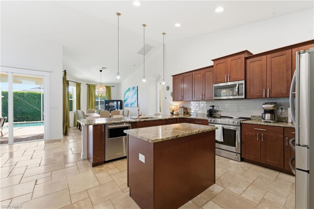 3905 Agualinda BLVD photo 13