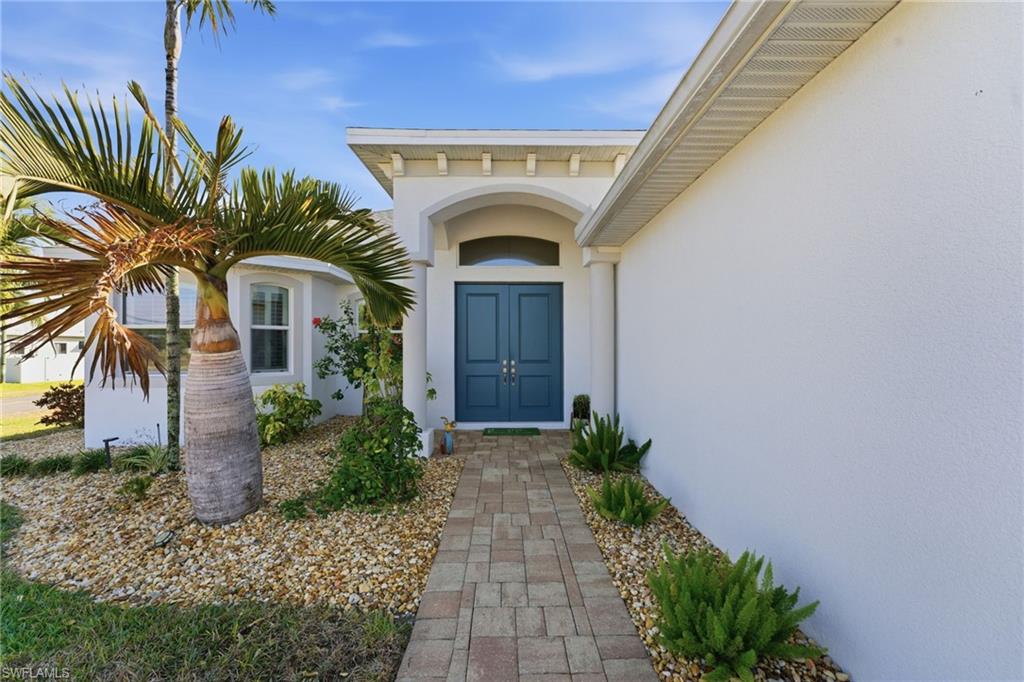 3905 Agualinda BLVD