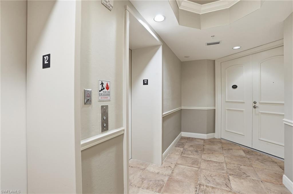 Private foyer entrance from elevator