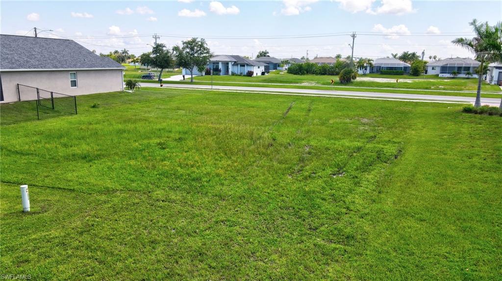 View of yard featuring a residential view