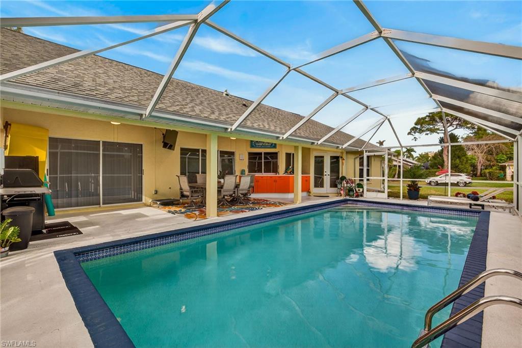 Backyard Oasis.  Perfect for vacation, rental, or full time fun.