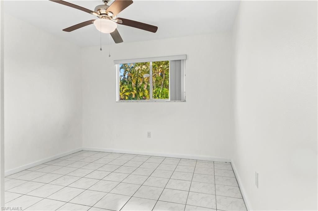 6479 Royal Woods DR photo 16