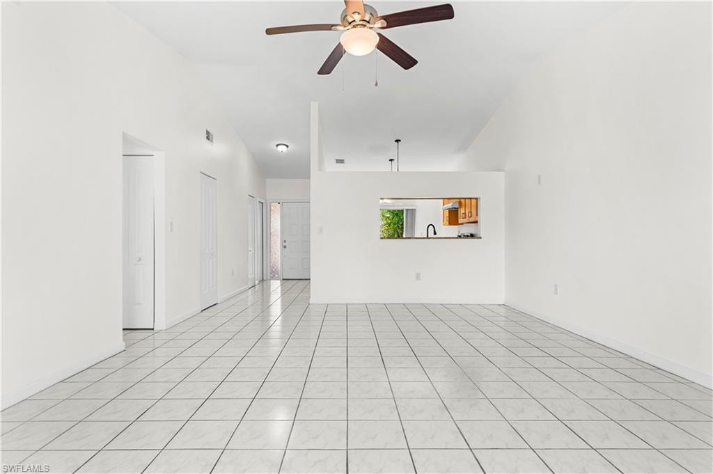 6479 Royal Woods DR photo 10