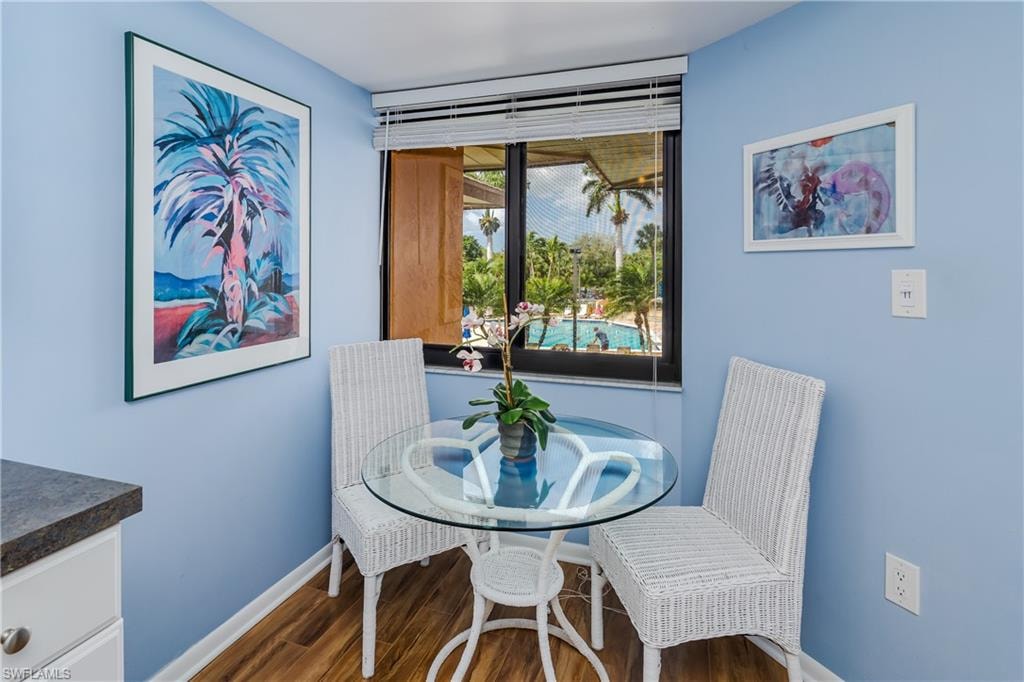 Breakfast nook