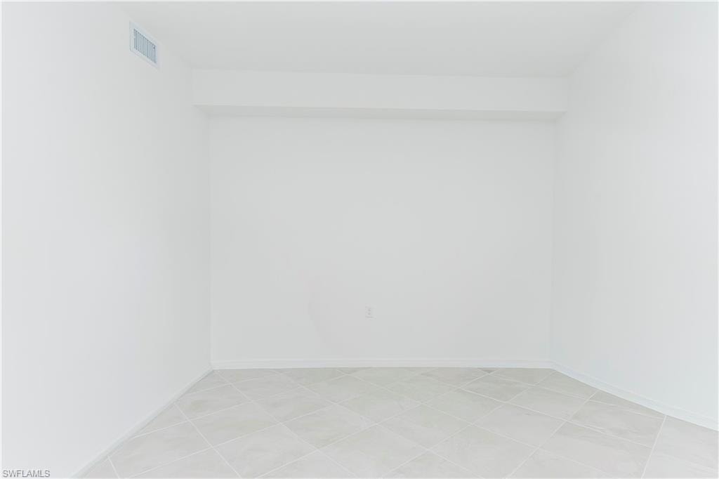 5527 DOUBLE EAGLE CIR 3828 photo 8