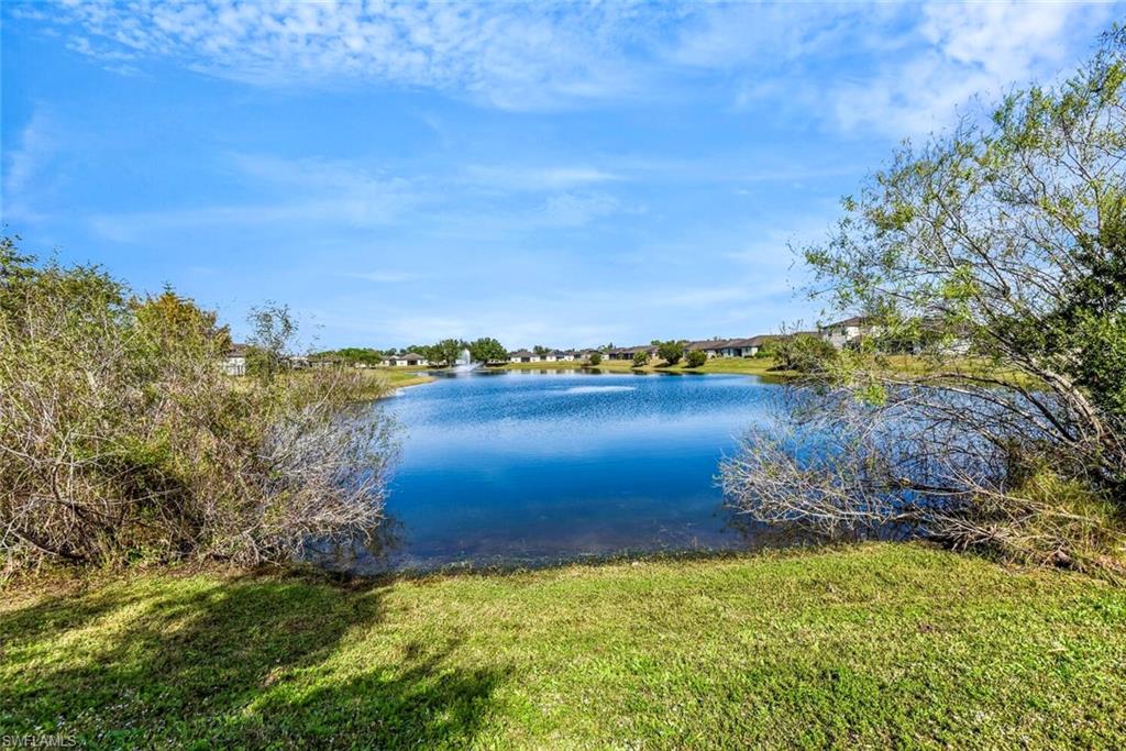278 Shadow Lakes DR photo 27
