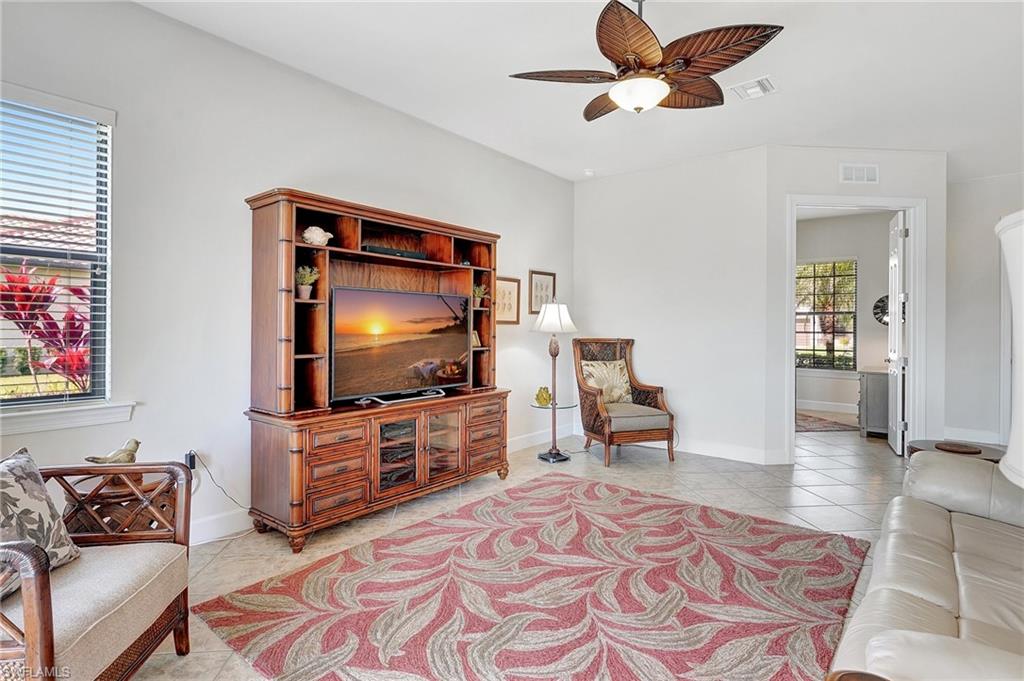 10879 Rutherford RD photo 6