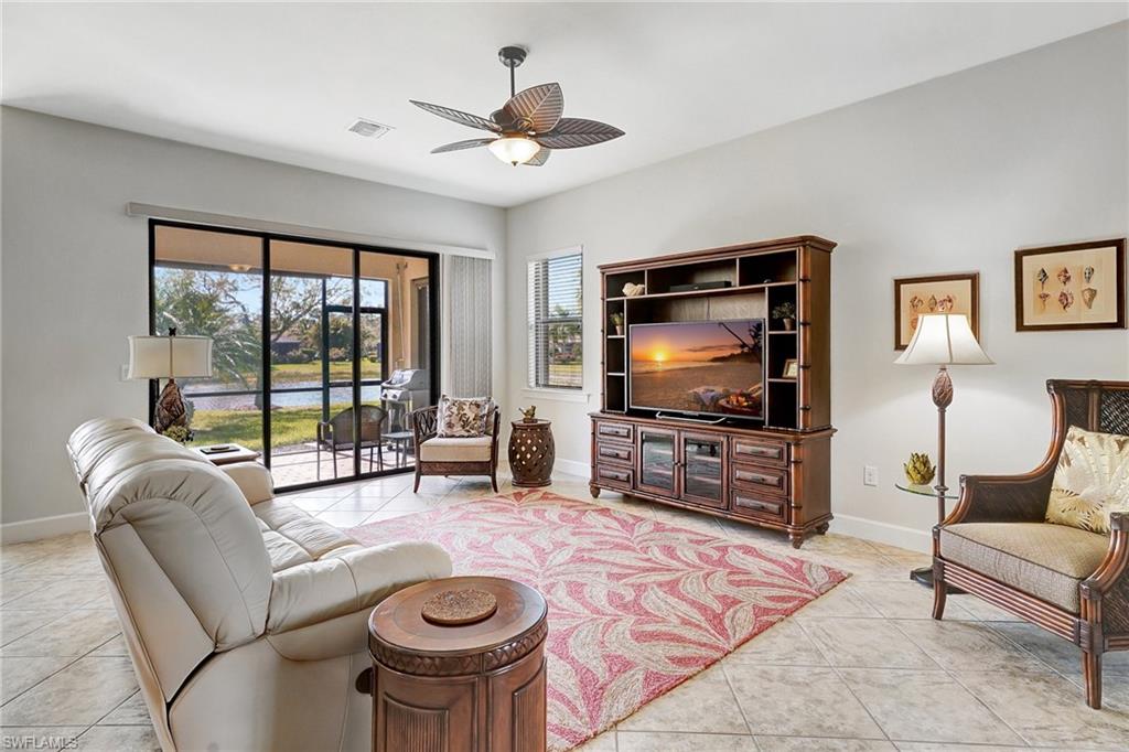 10879 Rutherford RD