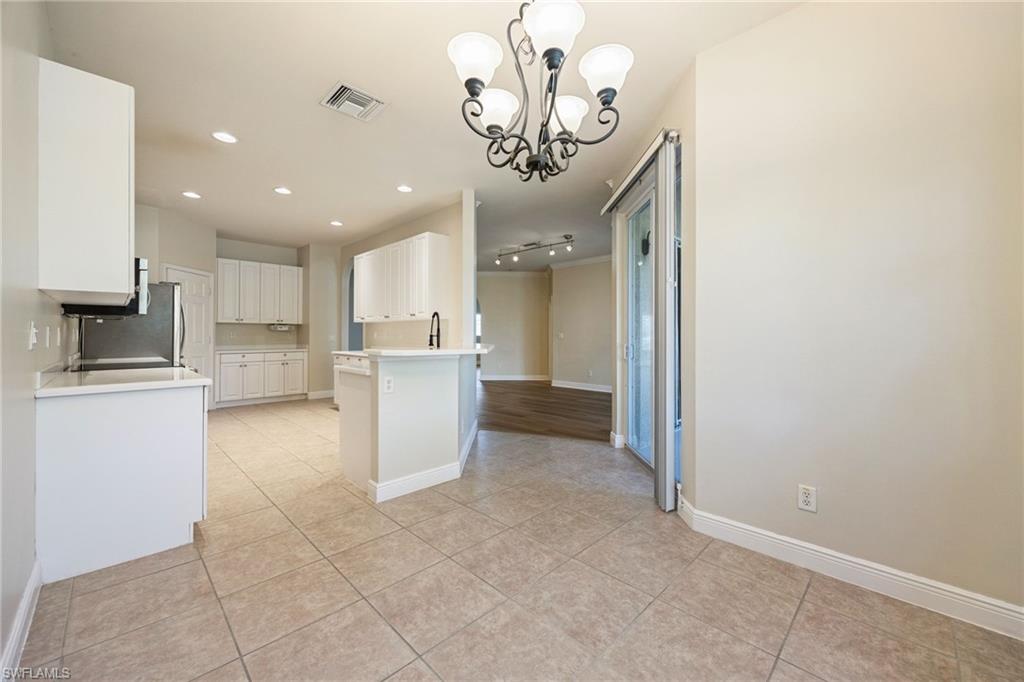 5550 Berkshire DR 202 photo 13