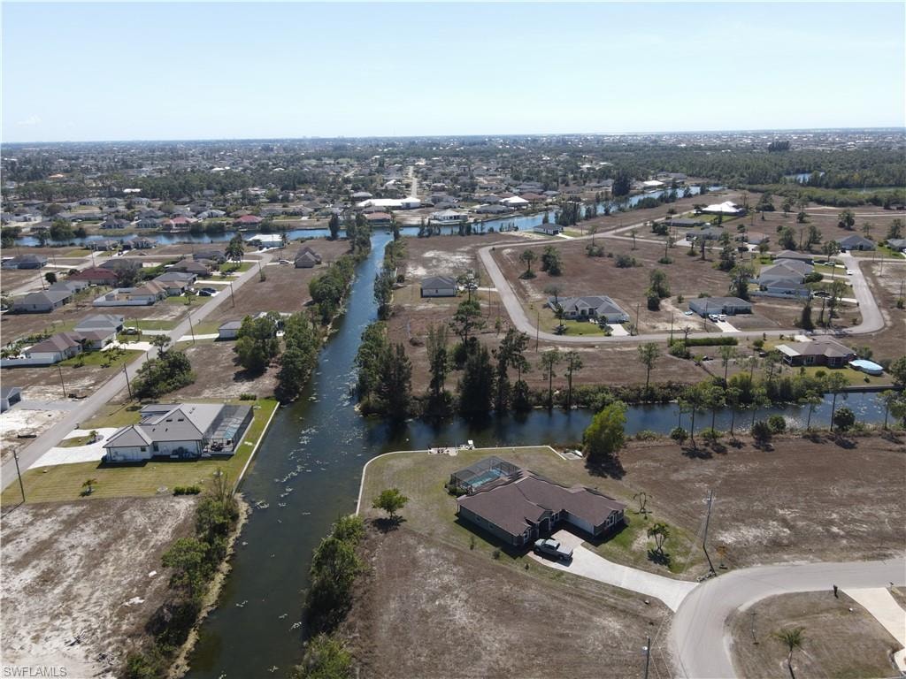 Nearby Intersecting Canals