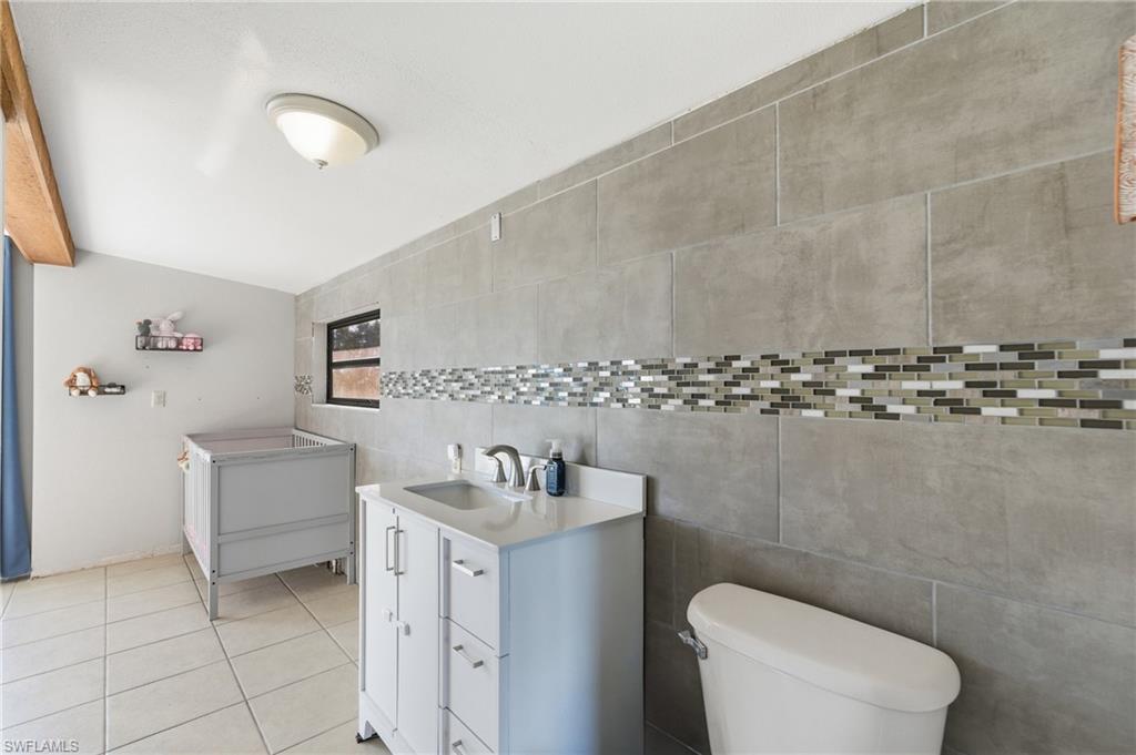373 Hile LN photo 18