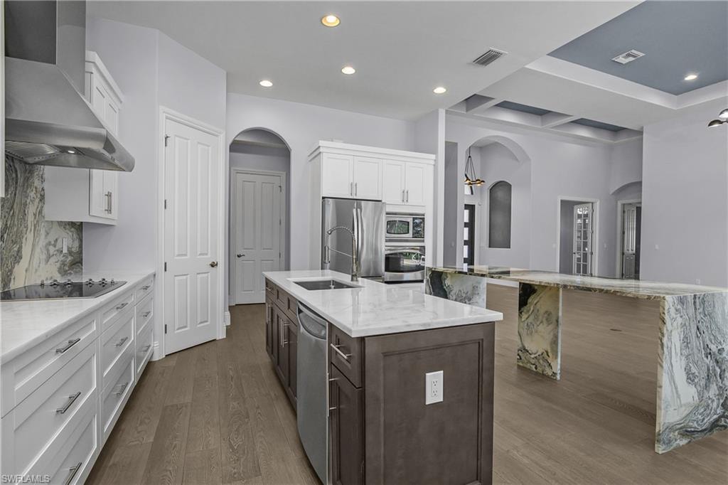 7420 Byrons WAY photo 12
