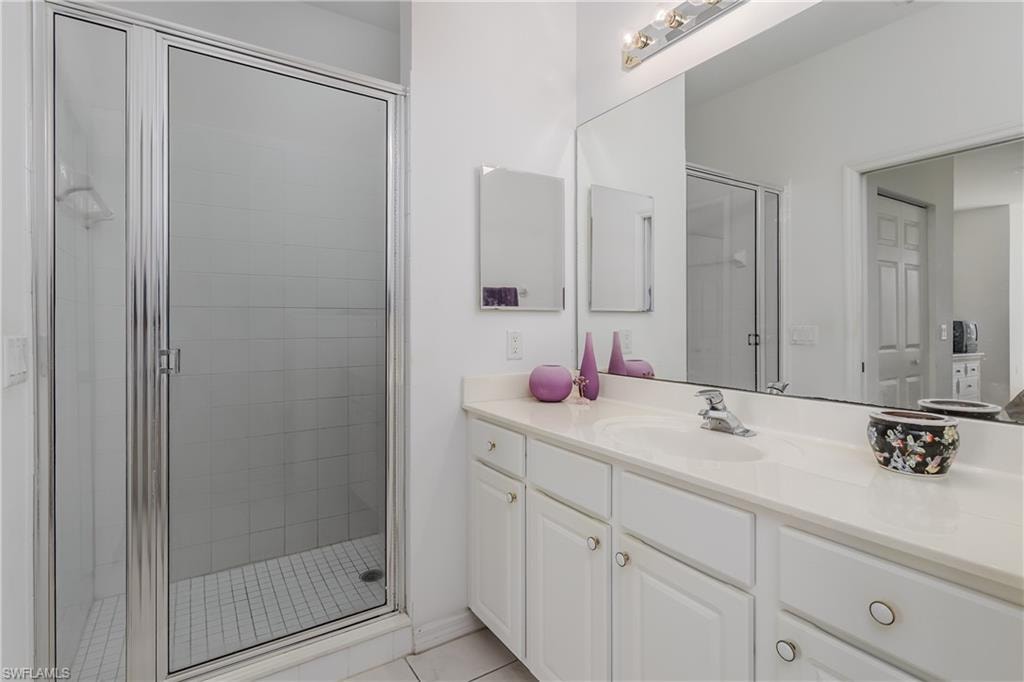 3972 Bishopwood CT E 2-203 photo 16