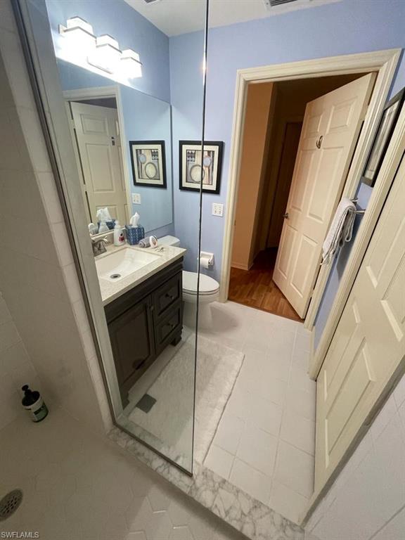 1096 WOODSHIRE LN C106 photo 18